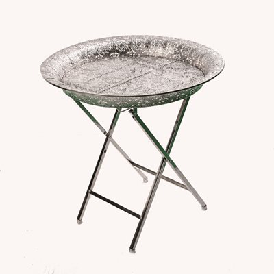 שולחן מהודר לחנוכייה